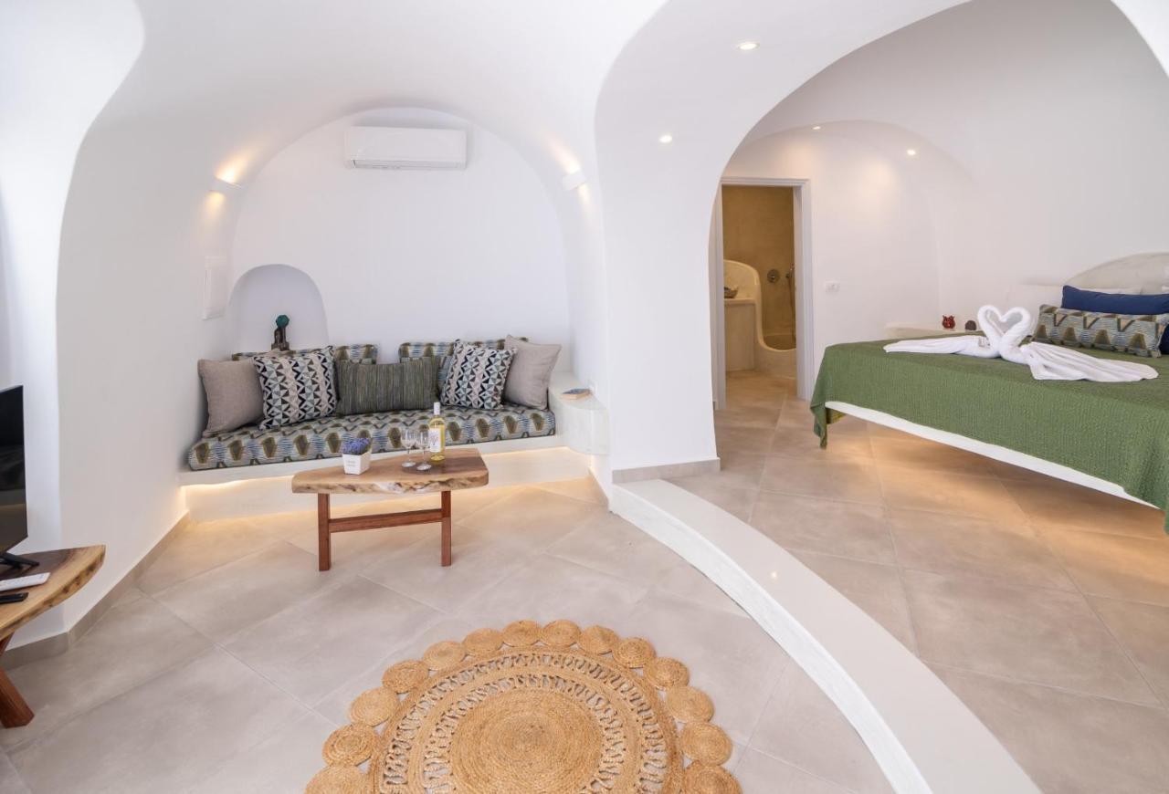 Sunborn Oia Suites Bagian luar foto