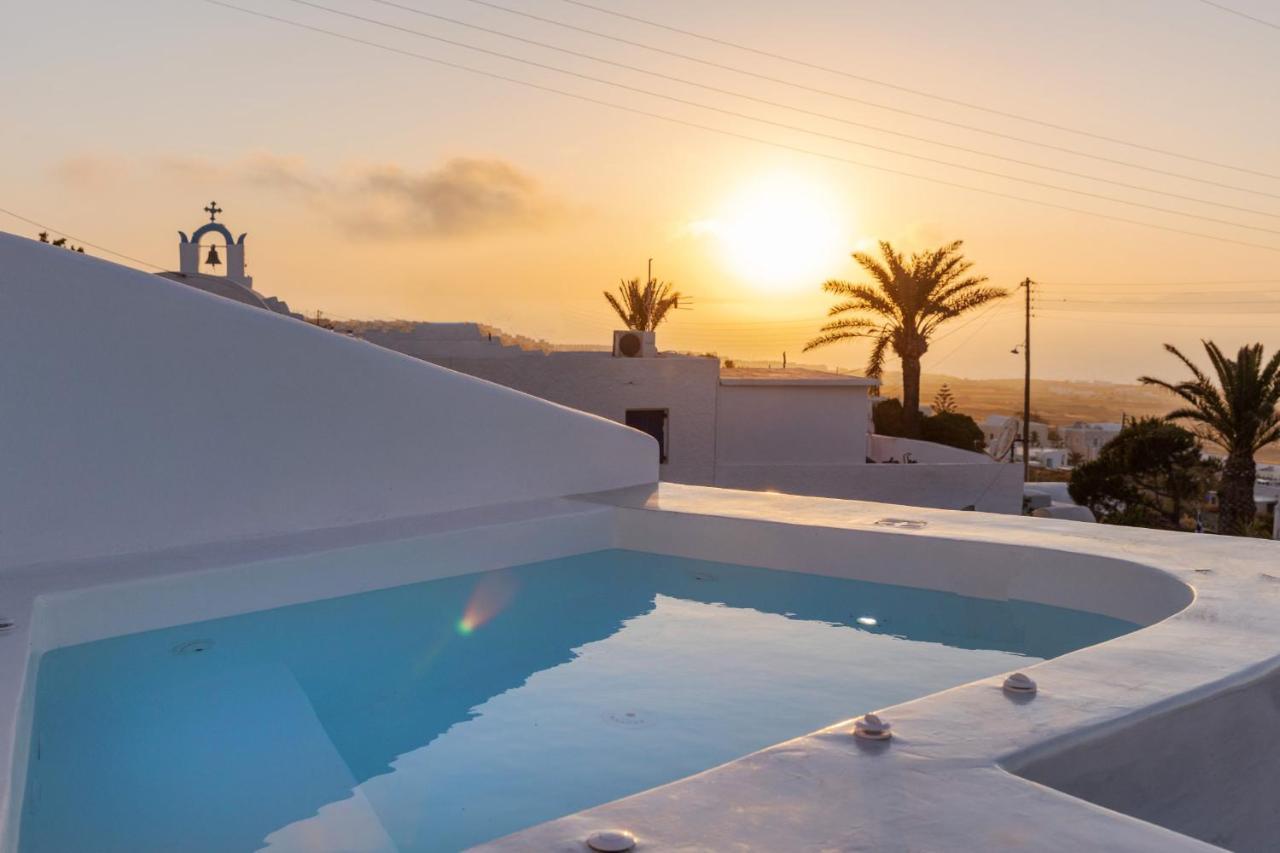 Sunborn Oia Suites Bagian luar foto