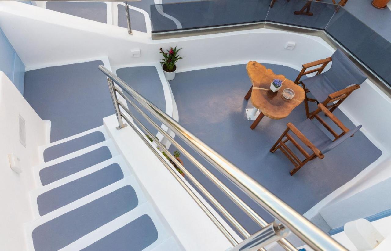 Sunborn Oia Suites Bagian luar foto